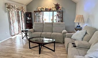 408 Duryea Dr, Auburn, IN 46706