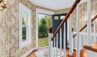 561 Middlesex Rd, Darien, CT 06820