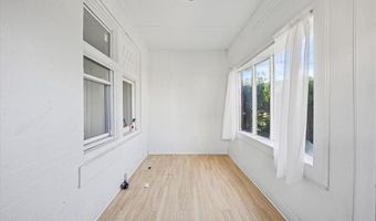 5759 PINE St 1, Philadelphia, PA 19143