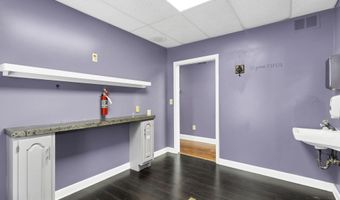 1918 Bethel Rd, Columbus, OH 43220