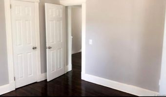 476 Park Ave, Bloomfield, CT 06002