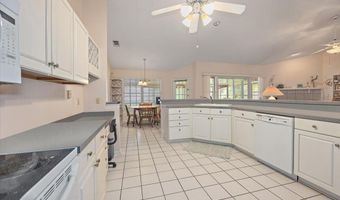 1121 LINKSIDE Ct E, Atlantic Beach, FL 32233