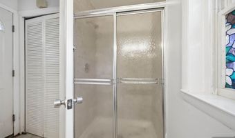 120 Johnson Ave, Bergenfield, NJ 07621