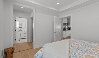 109 Carroll Ave, Newport, RI 02840