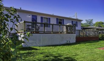 260 Lane 103 Crooked Lk, Angola, IN 46703