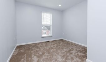 5016 IVORY WALTERS Ln SE, Washington, DC 20019