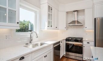 953 High Rd, Berlin, CT 06037