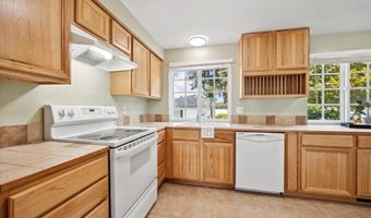 13122 SW 17TH St, Beaverton, OR 97008