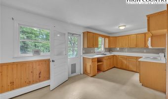 468 NC Highway 16, Crumpler, NC 28617