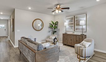 1305 EIDSON St, Athens, AL 35611