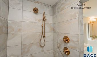 1517 W Autumn Cir, Brandon, SD 57005
