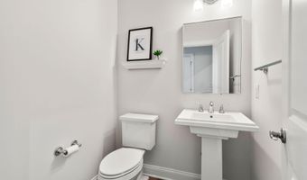 3078 N Spurway Dr, Ann Arbor, MI 48105