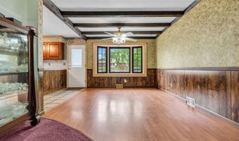73 Locker St, Beachwood, NJ 08722
