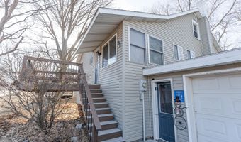 139 Iowa St, Arnolds Park, IA 51331