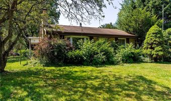 6677 Morningview Dr, Andover, OH 44003