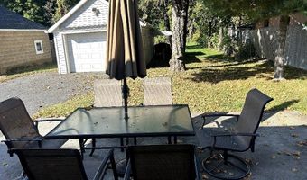 108 Franklin St, Agawam, MA 01030