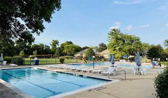 640 Painted Vista Dr, Ballwin, MO 63021