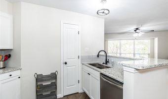 1622 Forest Springs Ln A, Ballwin, MO 63021