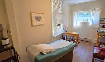 1027 Western Ave, Brattleboro, VT 05301