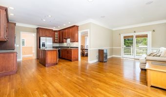 16 Thistle Holw 16, Avon, CT 06001