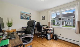 13 Queen St, Barre, VT 05641
