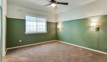 3840 Azure Ln, Addison, TX 75001