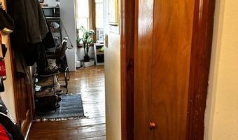 182 H St 2, Boston, MA 02127