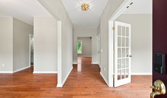 63 Meadow Brook Rd, Brookfield, CT 06804
