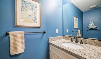 7016 WILSON Ln, Bethesda, MD 20817