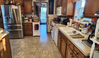 1015 W 4th St, Bicknell, IN 47512