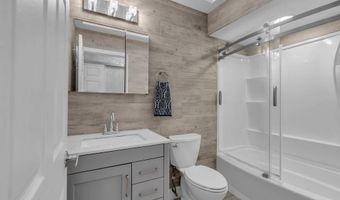 267 Cypress Dr, Bayville, NJ 08721