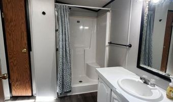 351 Center St, Algonac, MI 48001