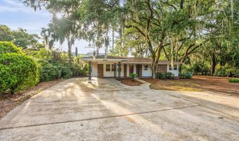 1711 Narcissus Ln, Beaufort, SC 29902