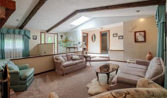 9 Apache Ln, Cumberland, RI 02864