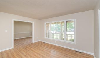247 Wannamaker Dr, Barnwell, SC 29812