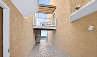 401 Bay Shore Dr 17B, Barnegat, NJ 08005