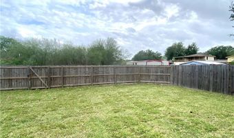 1250 Lawrence Trl, Alice, TX 78332