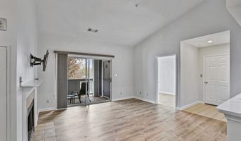 20311 BEECHWOOD Ter 302, Ashburn, VA 20147