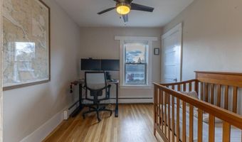 28 Mountainview Ave, Bangor, ME 04401