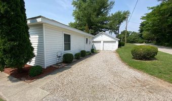 138 N Harrison St, Bloomfield, IN 47424