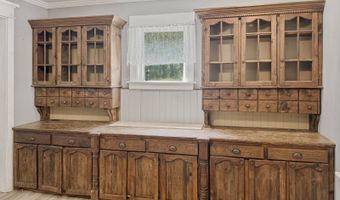939 S 4th St, Albion, NE 68620