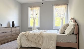 7831 Ballyshannon St, Indianapolis, IN 46217