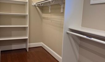 7702 TRAMMELL Rd, Annandale, VA 22003