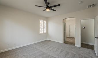 180 W ROADRUNNER Dr, Chandler, AZ 85286