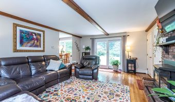 14 Briarwood Ln, Amherst, NH 03031