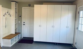 3008 N Victoria Dr, Alpine, CA 91901