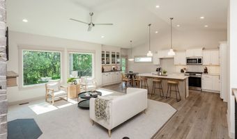 519 16th Avenue Ct SE, Altoona, IA 50009