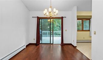 36 Stony Ln, North Kingstown, RI 02852