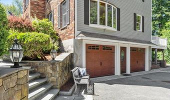 4 Battcock Rd, Billerica, MA 01821