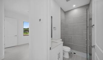 3539 NE 14th Pl, Cape Coral, FL 33909